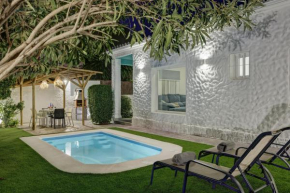 Villa Conchita By Seric,15´ walking to the beach, Torremolinos